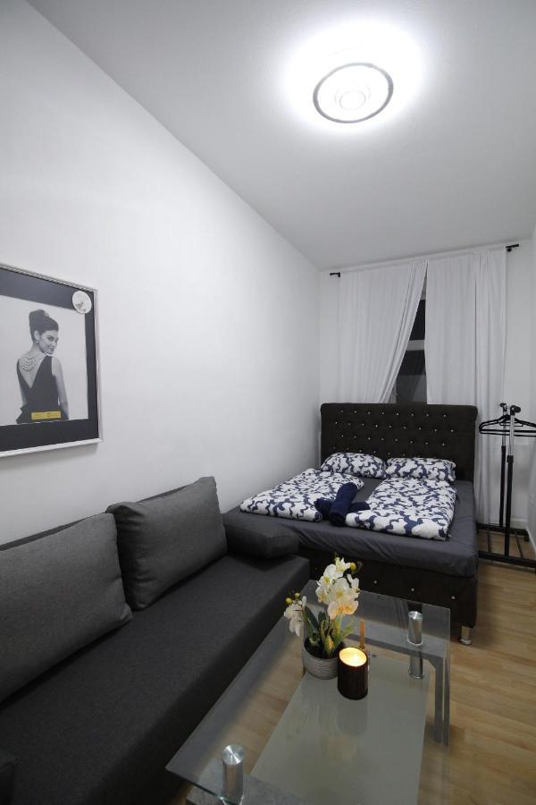 Comfort Triple Room Th Wien Exterior foto